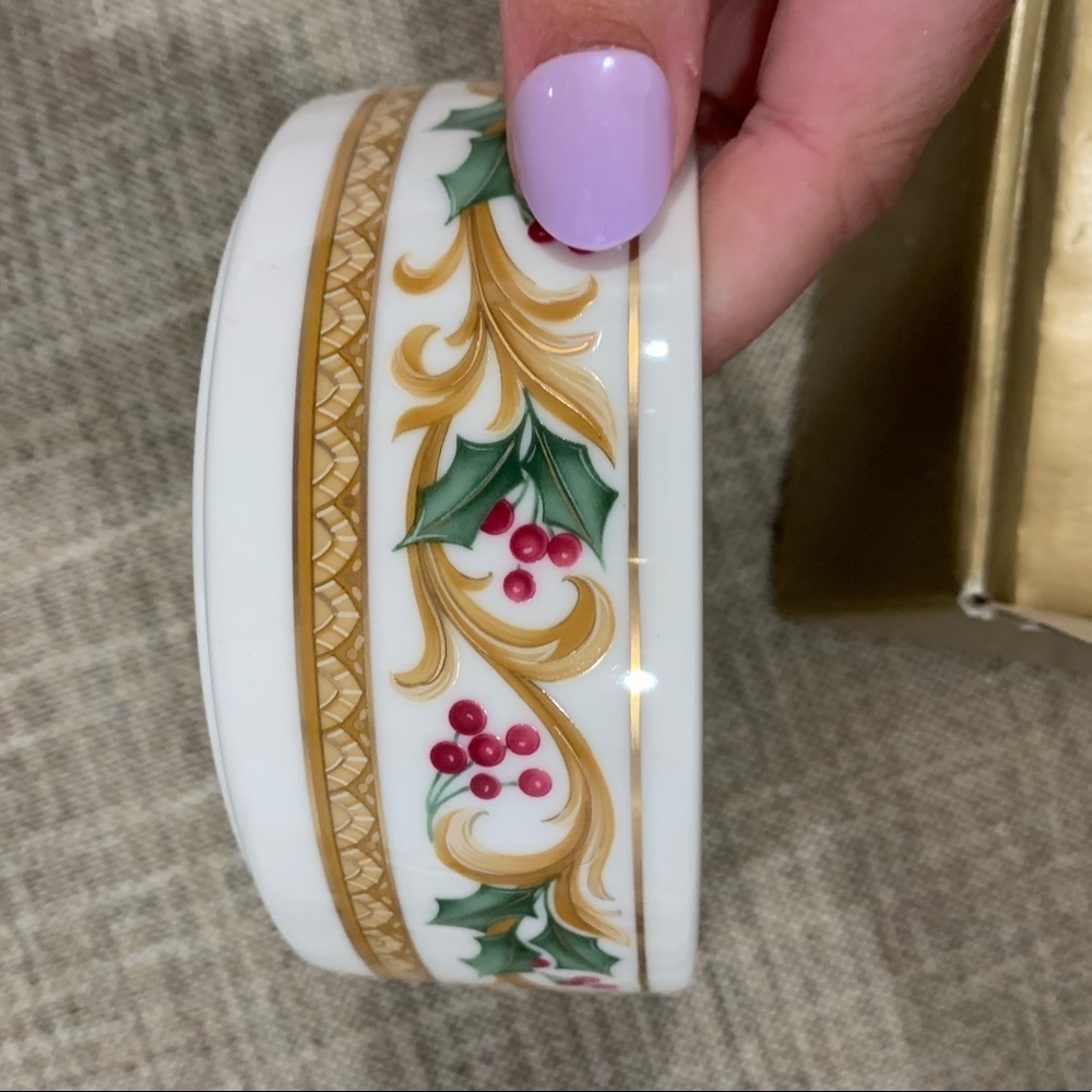 Mikasa holiday orchard lidded box candy dish - Picture 3 of 7